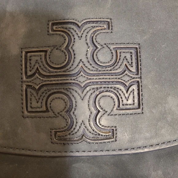 Tory Burch frindge crossbody bag - Picture 7 of 10